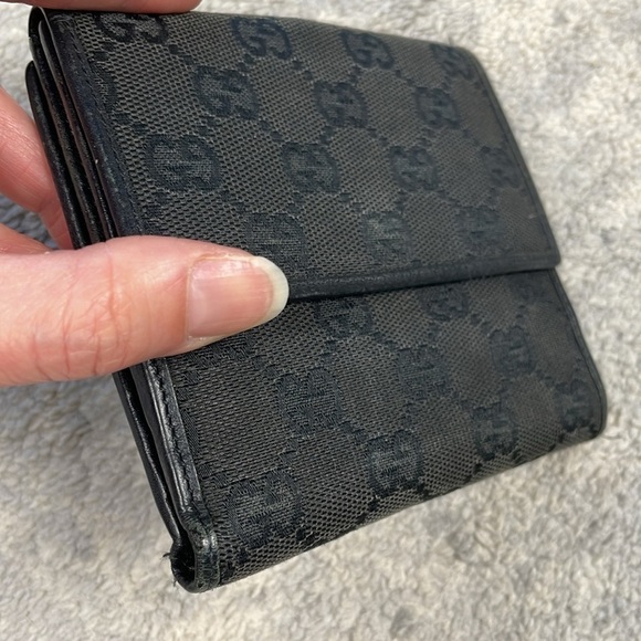 Vintage Gucci Monogram GG Bifold Wallet Black Canvas Metal Clasp Horsebit - Picture 8 of 17